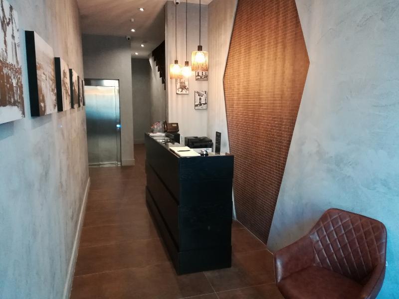 Hotel Quaint