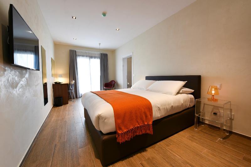 Quaint Hotel